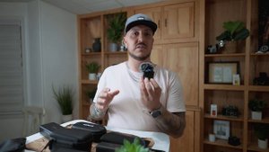 Wireless Mic ULTIMATE Comparison - Rode vs DJI vs Hollyland vs Godox vs Synco