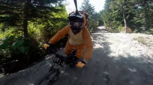 GoPro: Mountain Biking Lion/ В костюме льва на горном велике 