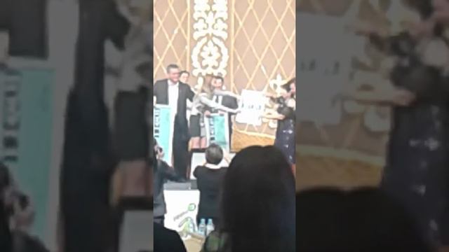 Десятка самых больших зарплат в компании ФЛП смотреть онлайн