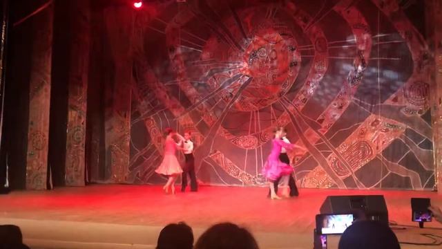 Бальные танцы