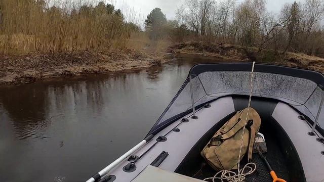 River Boats 430 + Tarpon 9.9 по лесной реке смотреть онлайн