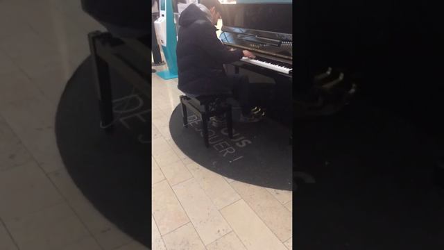 Piano Gare de l'Est part 1