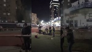 Уличные музыканты круто исполняют Майкла Джексона на духовых инструментах. Киев.