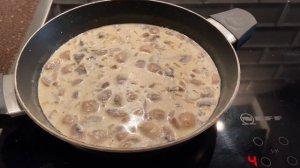 Спагетти с индейкой и грибами