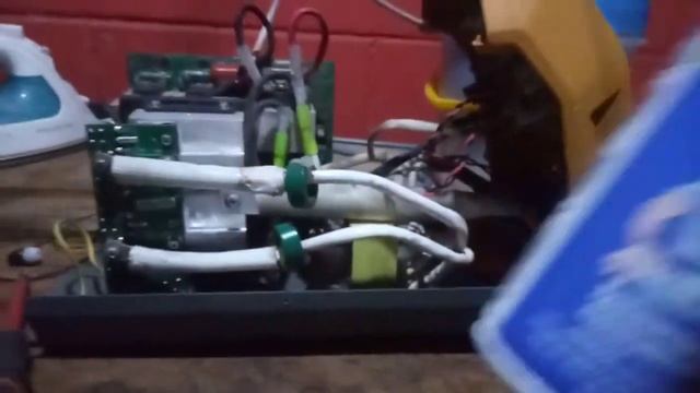 soldadora hugong inverter 200E смотреть онлайн