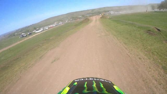 мотокросс Александровское 6 мая 2023, класс 250 1 заезд. смотреть онлайн