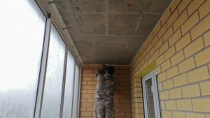 Натяжные потолки. Каркас на балконе. Декоративная перегородка.