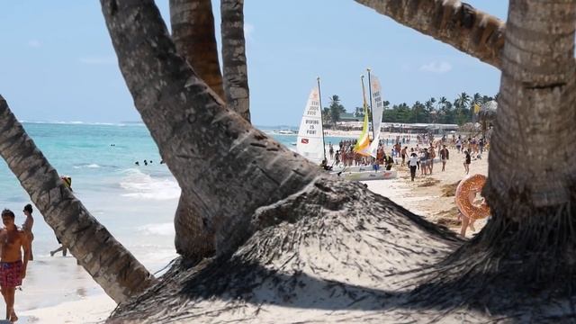 BEACH WALK in Punta Cana Dominican Republic vacation Royalton Bahia and RIU смотреть онлайн