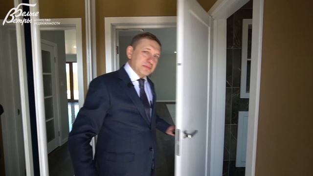 Одноэтажный коттедж "под ключ" в поселке Капитолий, современный проект с тремя спальнями смотреть онлайн