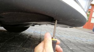 Замена освещения FORD Galaxy 2006-2010 передний габарит и противотуманные фары