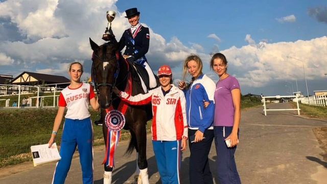 2020. Спорт как искусство. Визитная карточка СШОР Петербурга смотреть онлайн