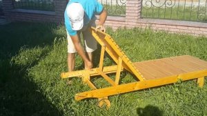 Простий шезлонг (пляжний лежак) своїми руками дешево та швидко