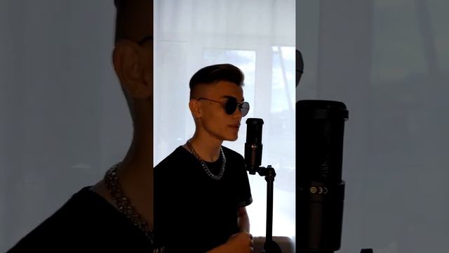 luKeen [escape] - Не похожи [cover] смотреть онлайн