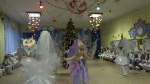 Я маленькая фея. На новогоднем утреннике.