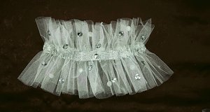 Подвязка со стразами для невесты своими руками