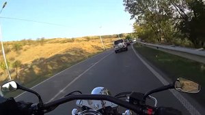 Kawasaki Vulcan VN 900 custom - walkaround, acceleration, overtakings, exhaust sound