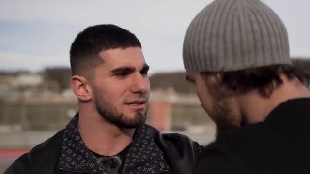 Дибир асхаб. Чеченский блоггер тамаев. Асхаб тамаев 2024. Мурад легенда блоггер. Асхаб и венгалби.