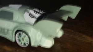 Как ночью Мак потерял Маккуина - Mack,Lightning Mcqueen And Neon Cars Toys