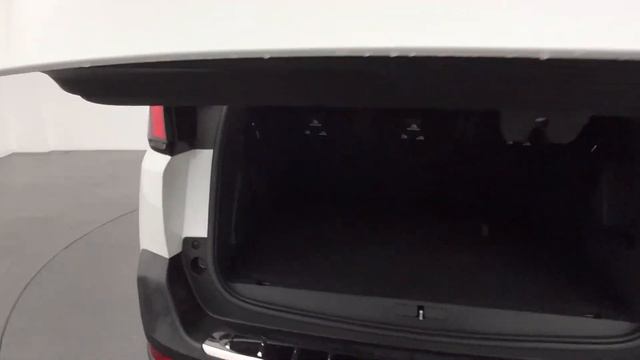 2017 Peugeot 5008 GT Line P87 MY18-108065 смотреть онлайн