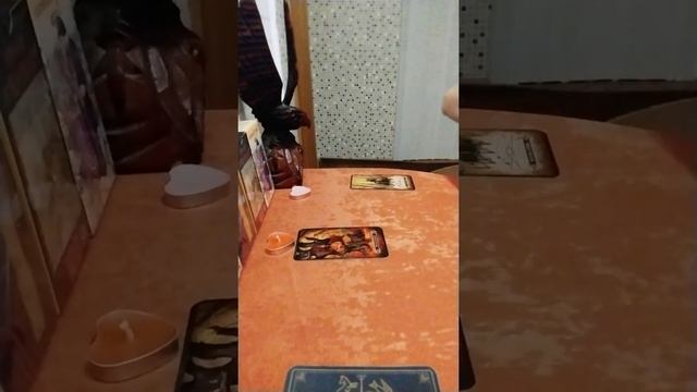 Расклад ?Нравлюсь ли я ему?? смотреть онлайн