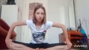 Растяжка на шпагат///ELIZAVETA