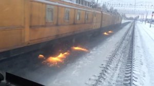 Искры из под колёс