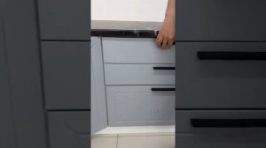 Кухня Глетчер Гейнсборо 3м. Хай-тек кухня. Мебель для кухни. Недорогая кухня??