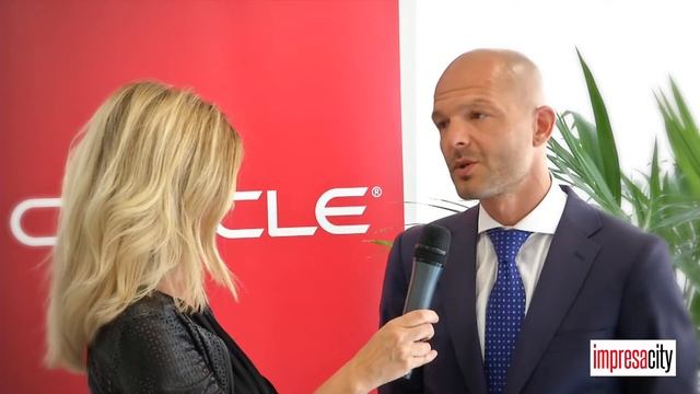 La strategia cloud di Oracle -intervista ad Emanuele Ratti смотреть онлайн