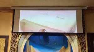 Установка проектора и экрана с электроприводом а ресторане "Золотая Бухара"