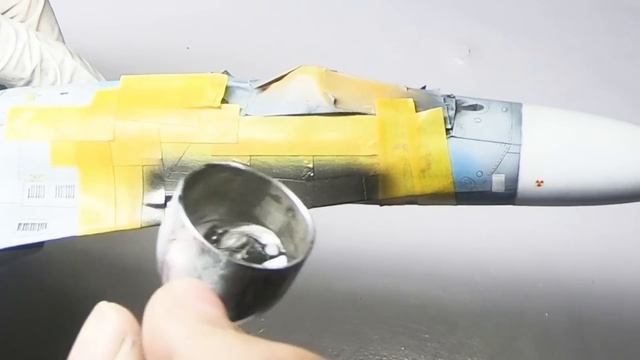 SU-27 Flanker B - 1/48 TRUMPETER смотреть онлайн
