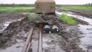 Вездеход Витязь против болота