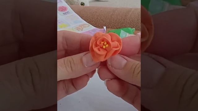 Лепим из пластилина цветы розы и фиалки Воздушный пластилин смотреть онлайн