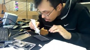 Замена экрана на телефоне. Цена 3500 рублей.