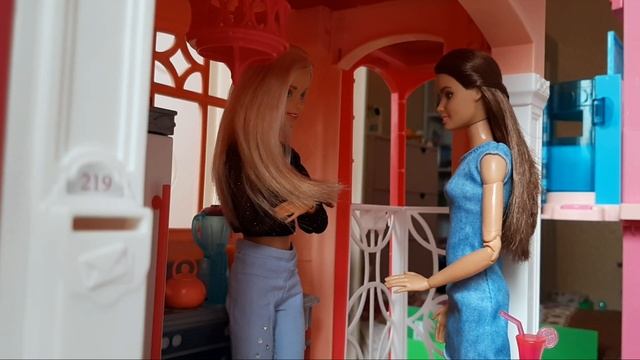 Кен ИЗМЕНИЛ внешность! ♡СЕКРЕТ КЕНА♡ ?Barbie Life 3 сезон ?