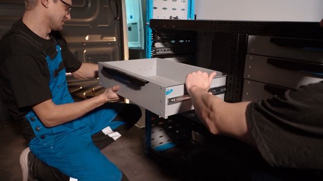Мастерская EVORACK на базе ГАЗ Соболь NN. Сборка и установка.