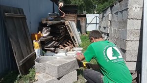 Делаю пристройку из блоков полистиролбетона. Укладка первого и второго ряда.