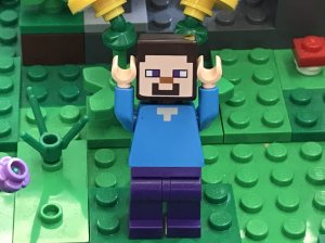 Мультфильмы LEGO Minecraft со Стювом: Ролики, зубная щётка, и самолётик?!