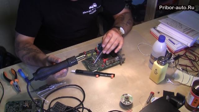 Уроки пайки микросхем(1/2) смотреть онлайн