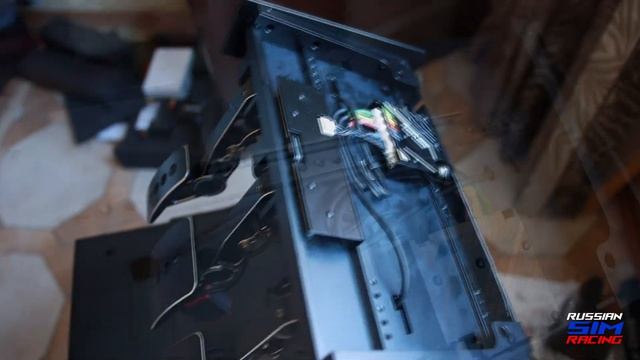 SIMAGIC P1000 Inverted Modular Pedal * Самый Современный Обзор Самых Современных Игровых Топ-Педале смотреть онлайн