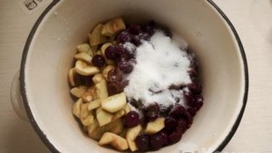 Повидло из яблок и вишни на зиму