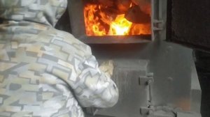 Такого Вы ещё не видели - экстремальный запуск пиролизного котла 250 кВт на шинах и полиэтилене