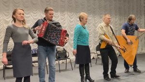 "Выходил на поля молодой агроном" - ансамбль "Рождество"