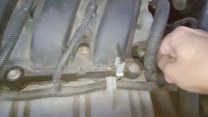 Посторонние звуки в моторе F4R 771