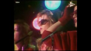 Bananarama - Robert De Niro's waiting (1984 Belgian Television)