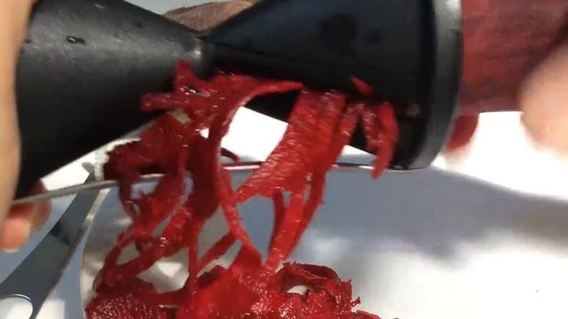 Slicer for vegetables Slicely by Utensily.com смотреть онлайн