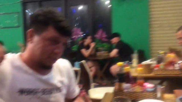 Будни Вьетнама | Пляж Нячанга. Виннис паб. Вьетнамское кафе. Zclub