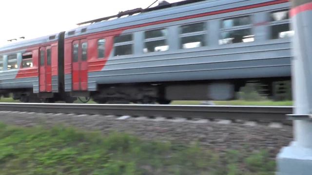 Электропоезд ЭР2Р-7081 перегон Голицыно - Петелино смотреть онлайн