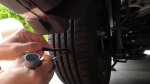 Tire Repair Kit for temporary fix to KIA CERATO punctured car tire