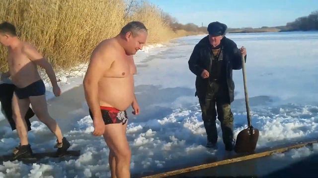 кум в проруби смотреть онлайн