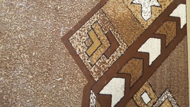 Как очистить ковер от шерсти легко и быстро. How to remove wool from a carpet quickly and easily смотреть онлайн
